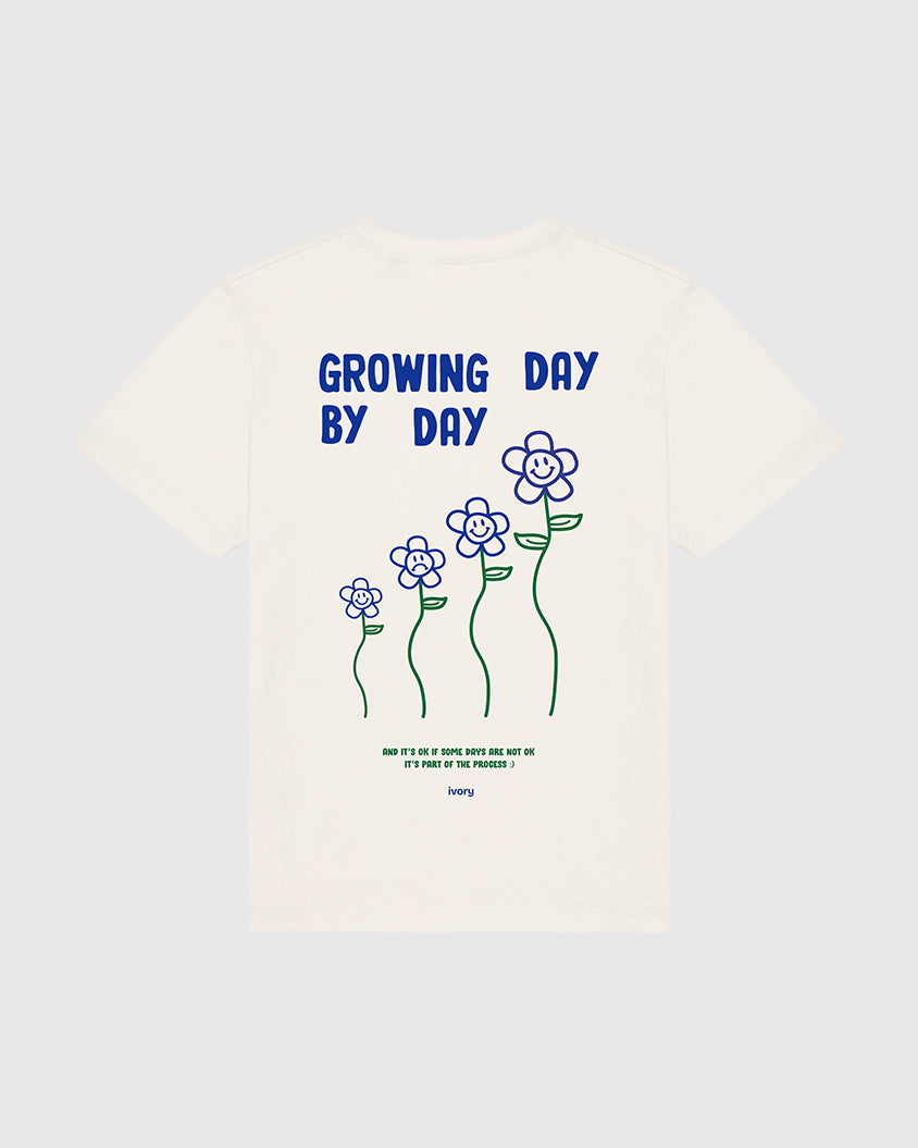 GROWING DAY BY DAY TEE RAW GREEN