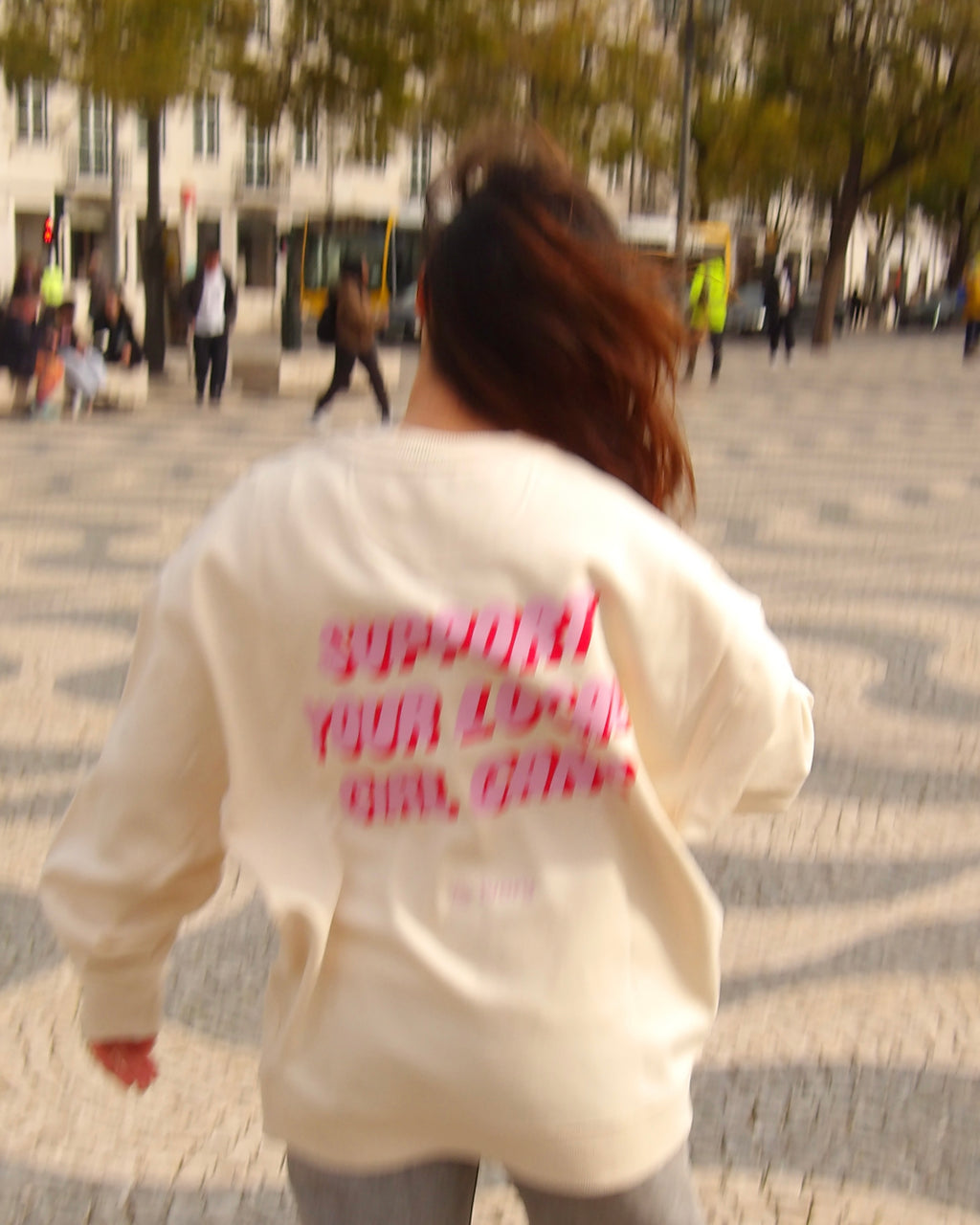 SUPPORT YOUR GIRL SWEATSHIRT RAW