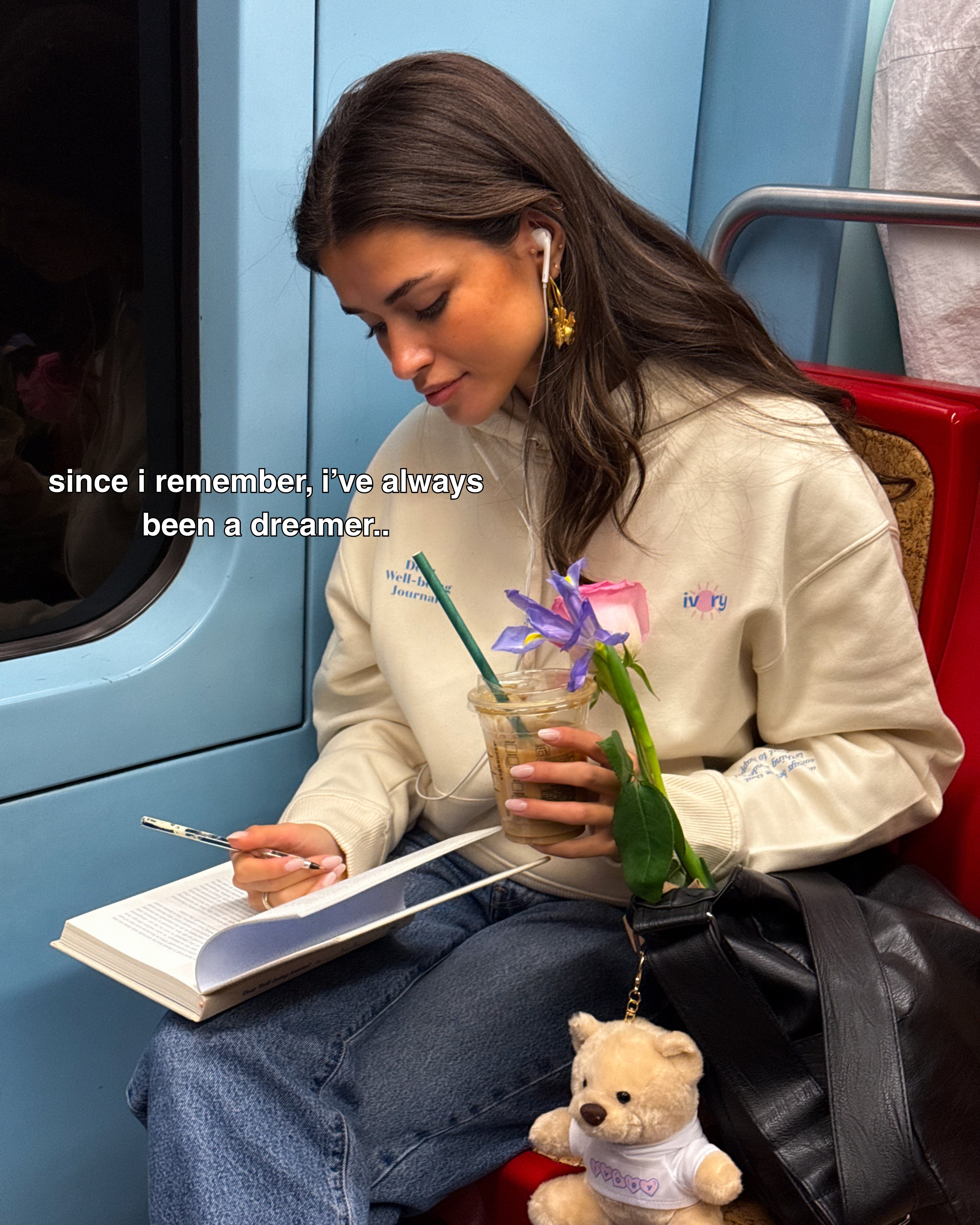 model: Model is 1,67m / 5'6" wearing size XS