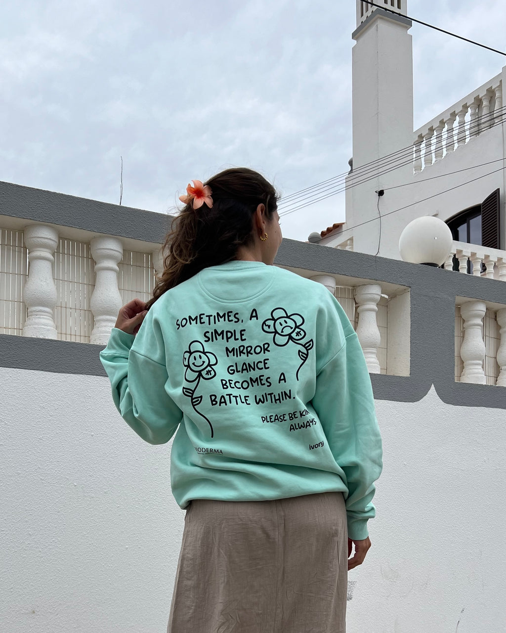 IVORY X BIODERMA SWEATSHIRT