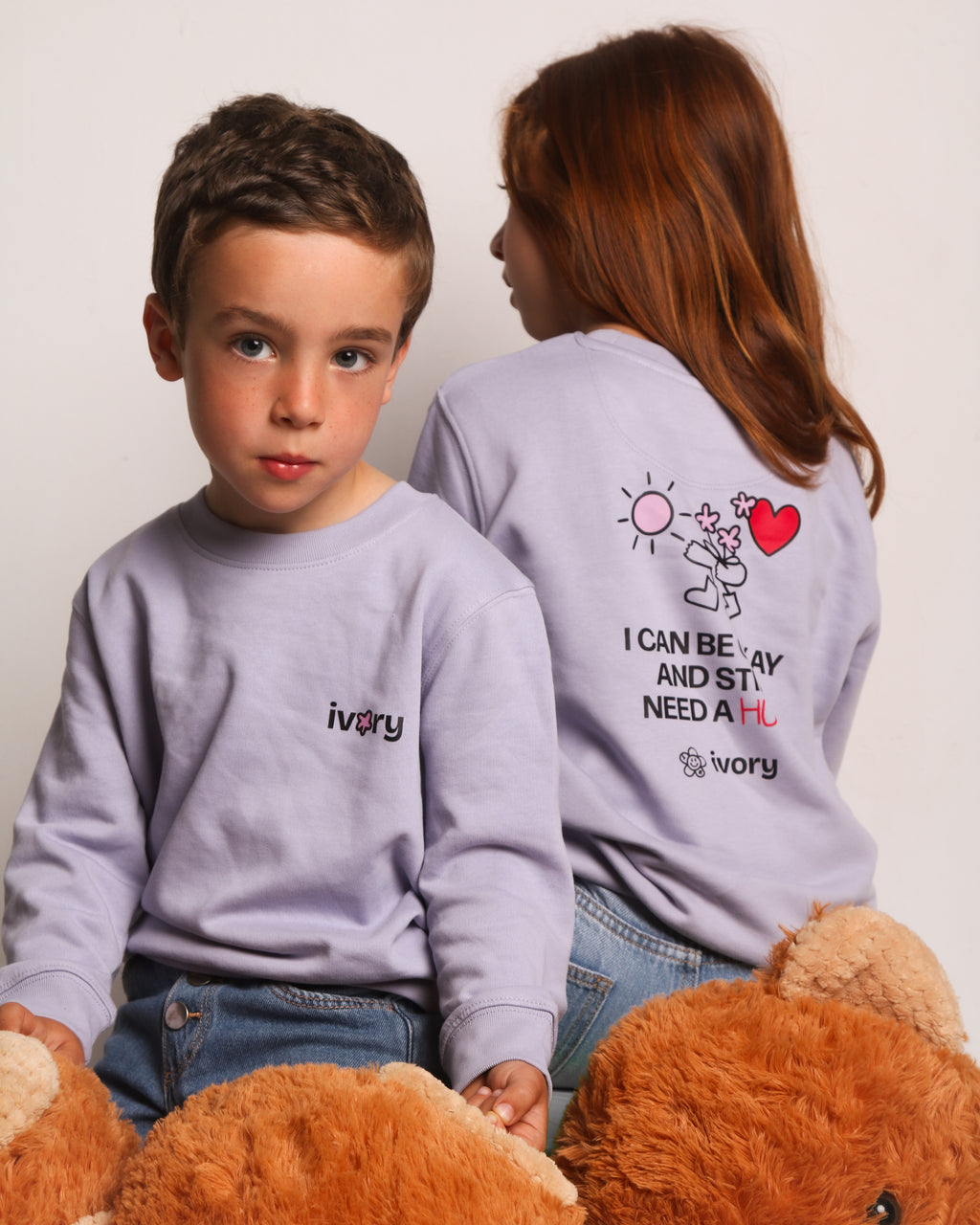 model: Female model is 1,30m / 4'3" wearing size 7-8
Male model is 1,15m / 3'9" wearing size 5-6