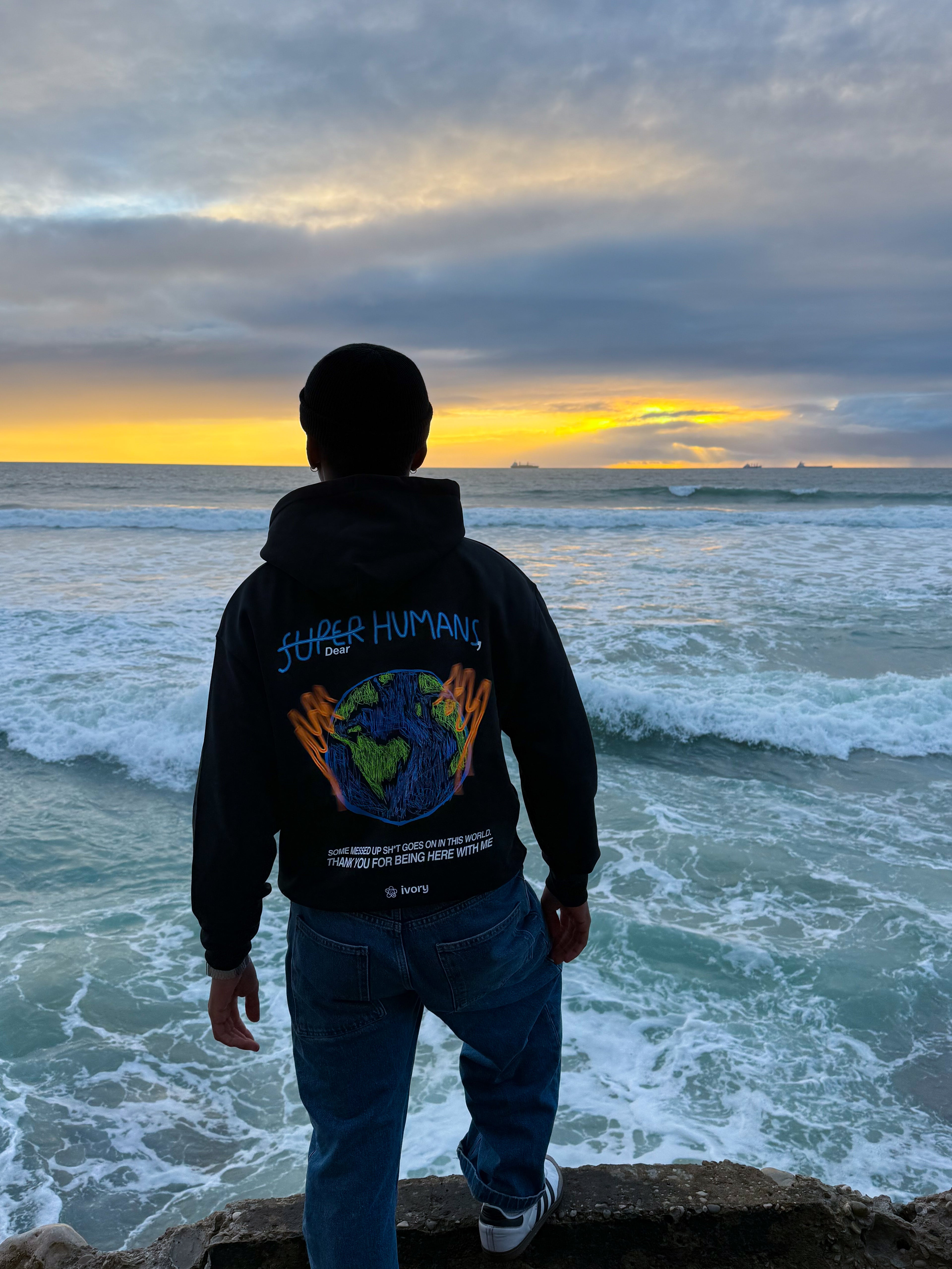 model: Model is 1,75m / 5'9" wearing size S