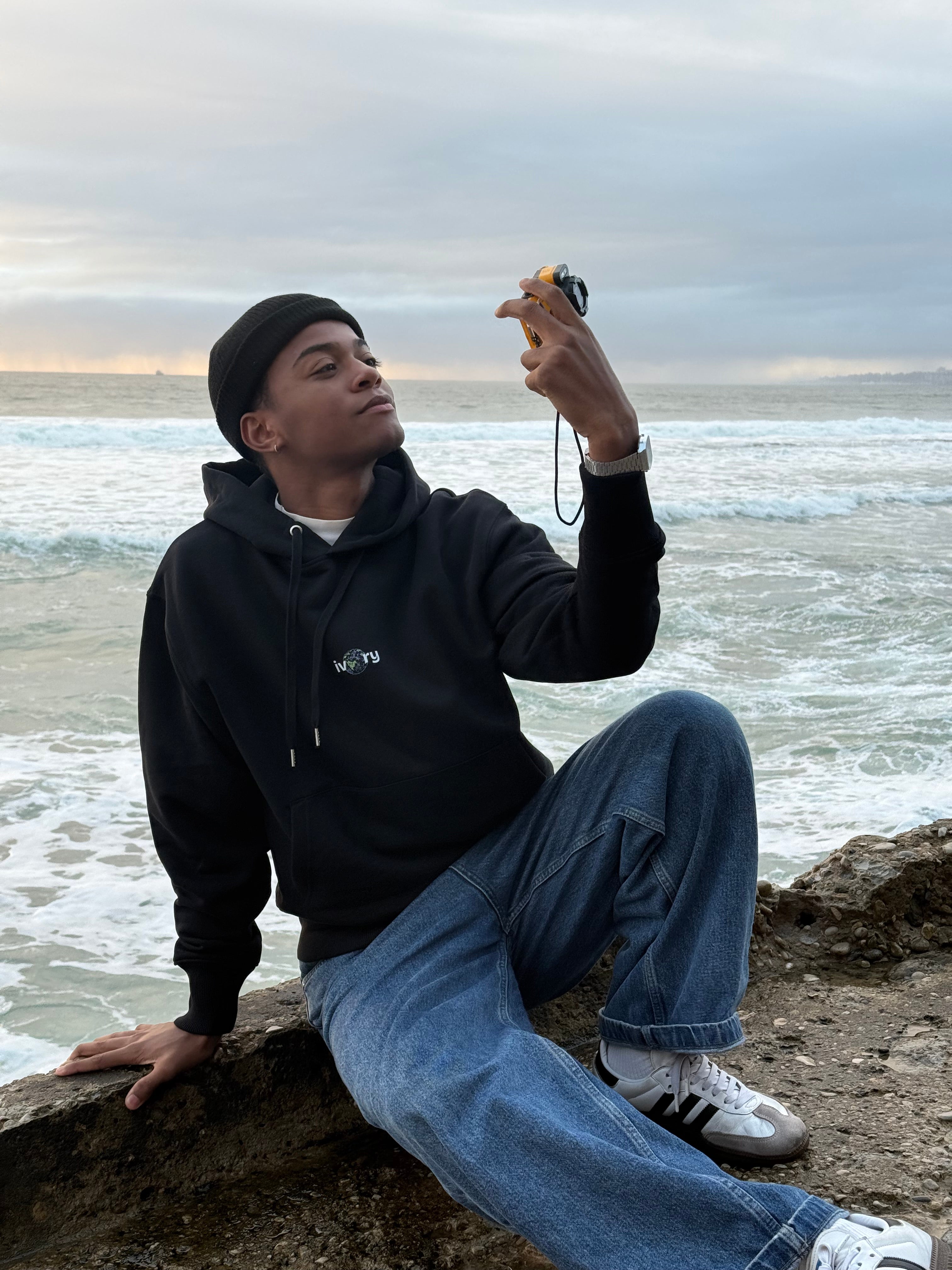 model: Model is 1,75m / 5'9" wearing size S