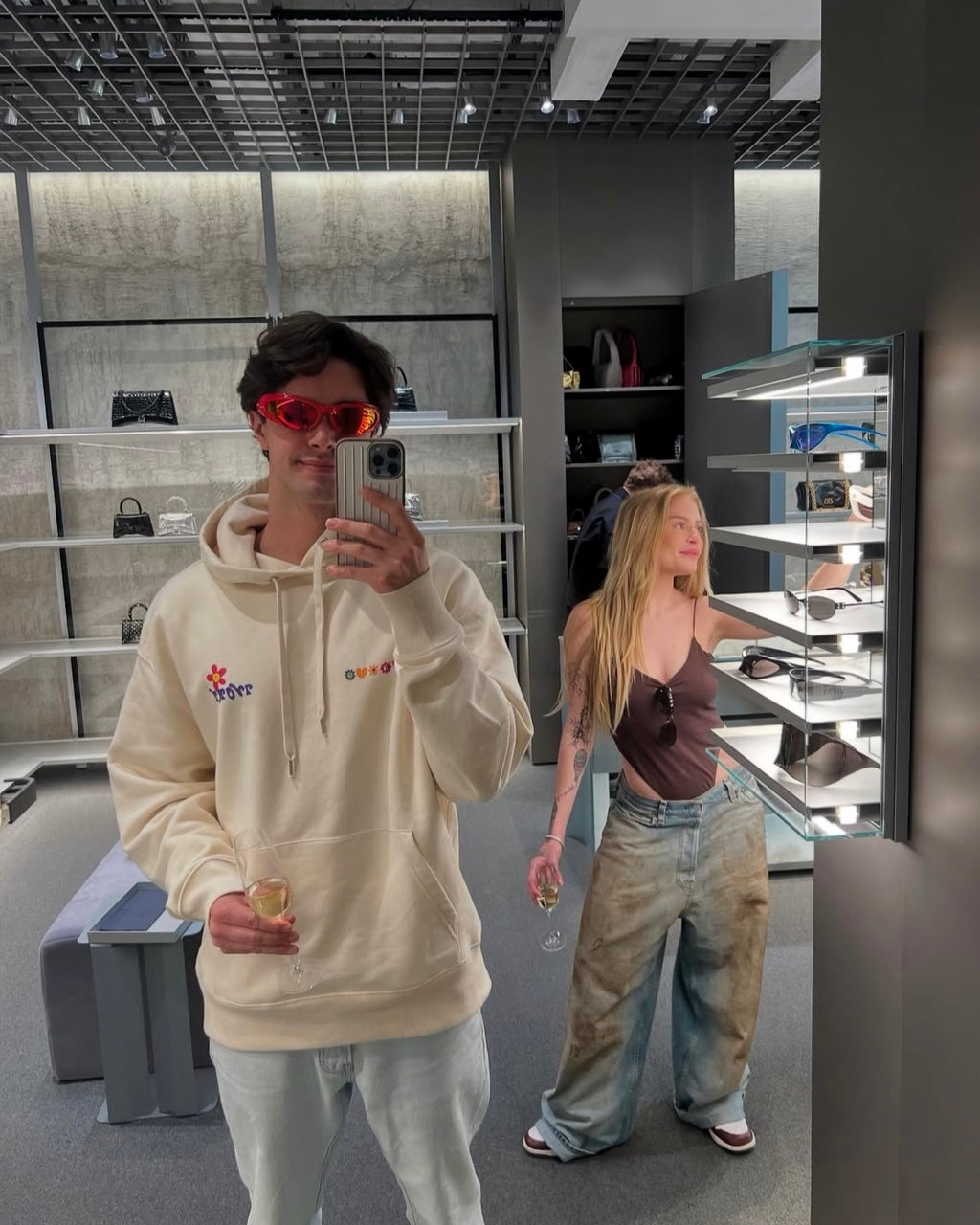 EVERYONE YOU MEET HOODIE RAW