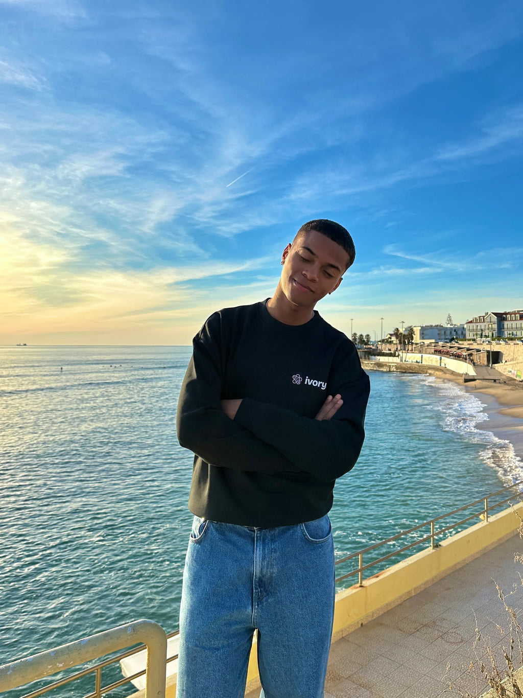 ANXIETY IS A LIAR SWEATSHIRT BLACK PINK